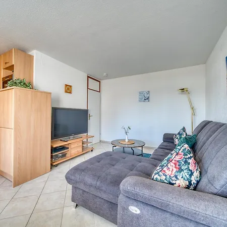 - Haus Q, App 0q0108 